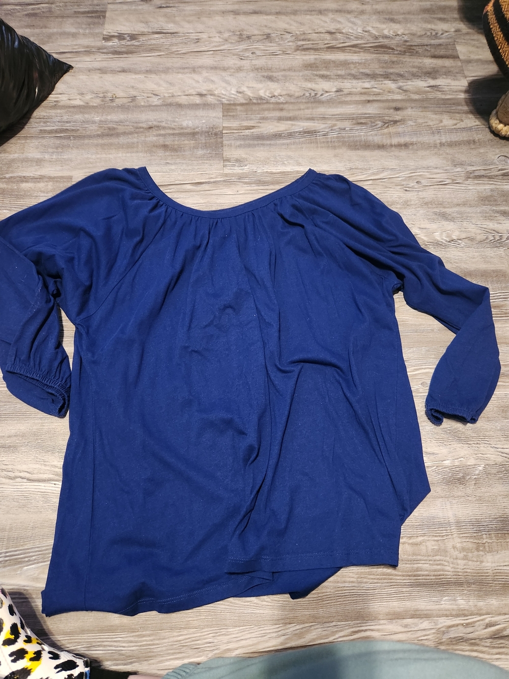 Riders by Lee Navy Blue Off-Shoulder Tunic Top